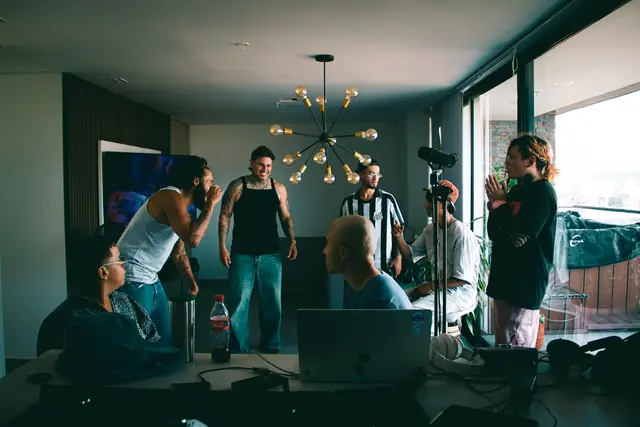 El equipo de DRACUL reunido en la sala